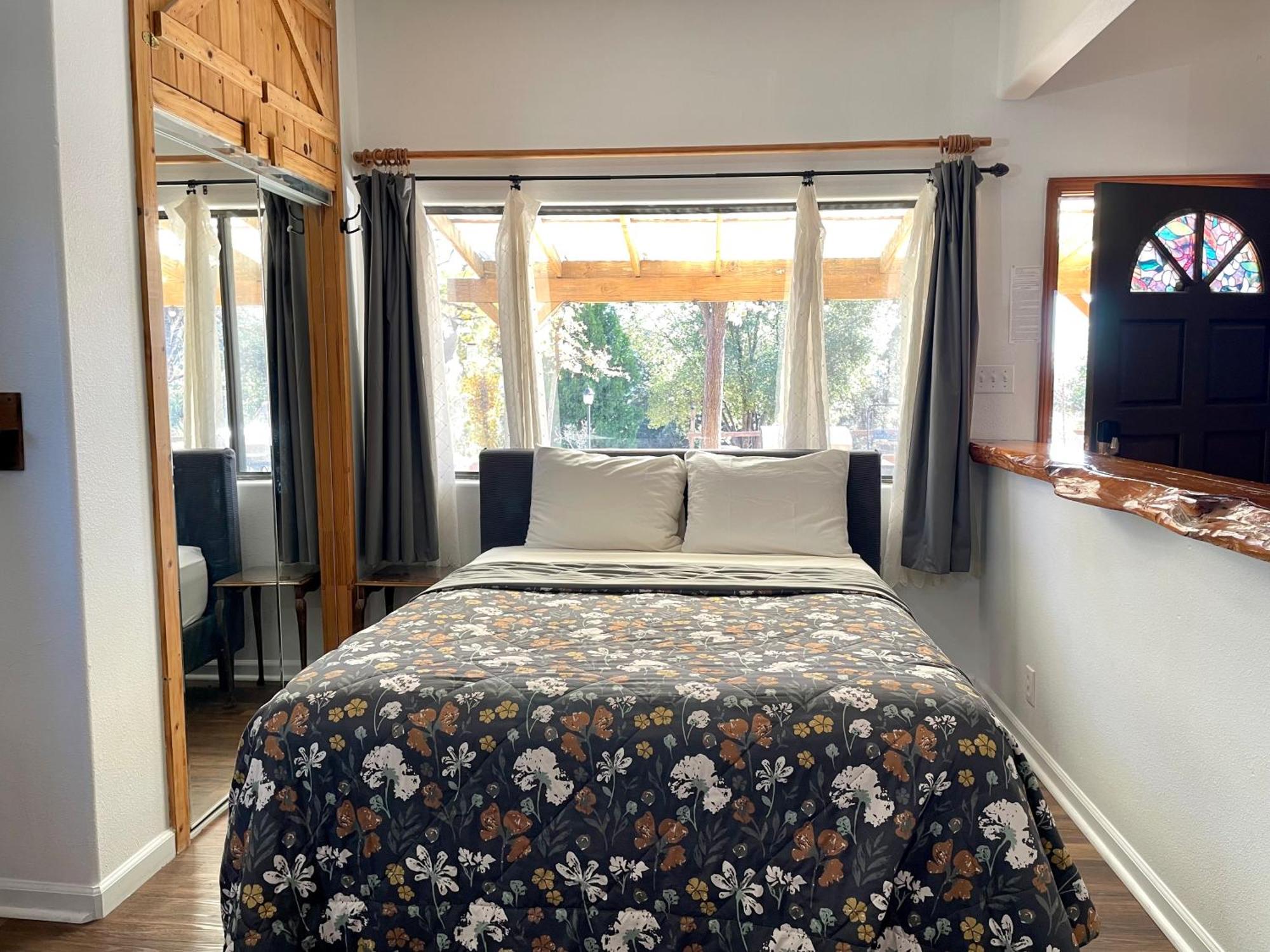 Sierra Mountain Lodge - Vacation Rentals - Yosemite Ahwahnee Luaran gambar