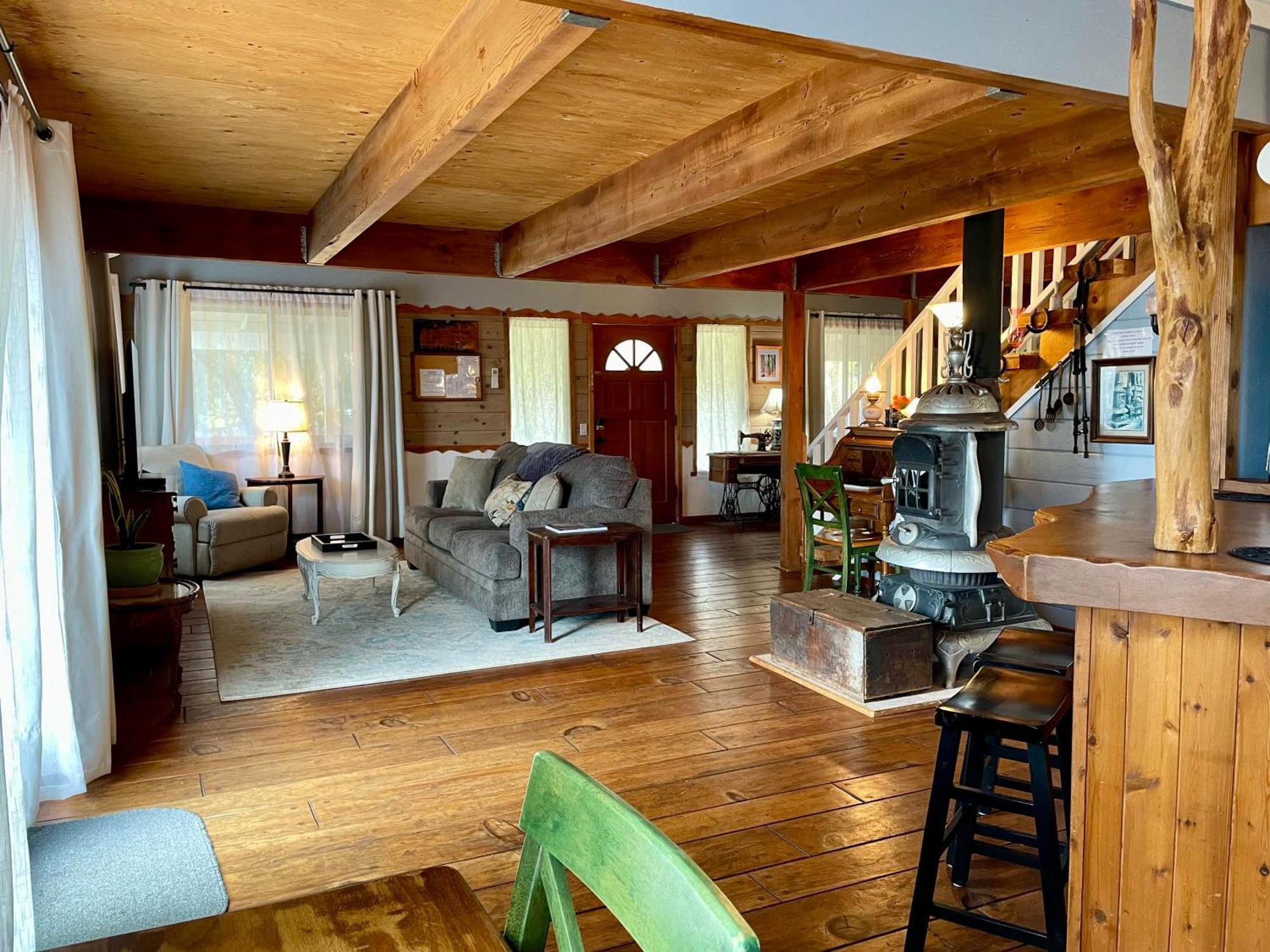 Sierra Mountain Lodge - Vacation Rentals - Yosemite Ahwahnee Luaran gambar